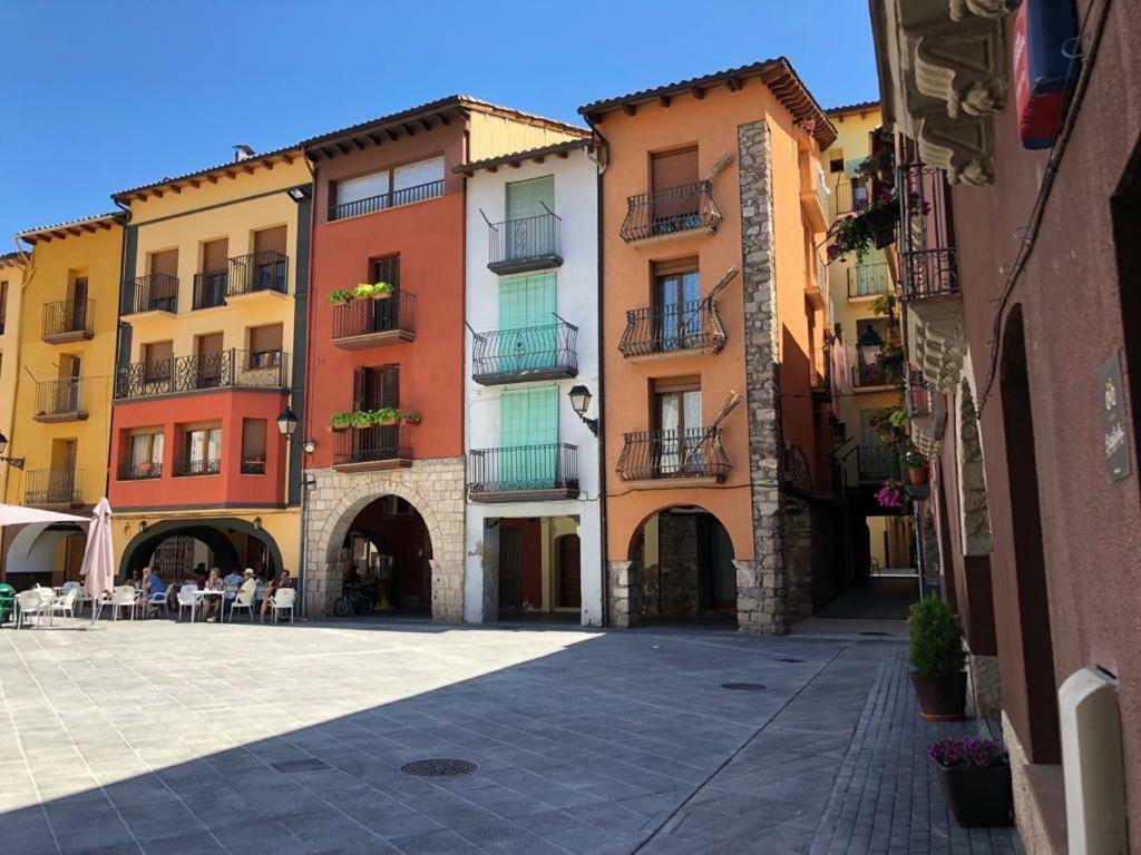 Apartamento Con Encanto El Pont de Suert Kültér fotó